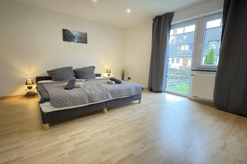 Apartment Shine